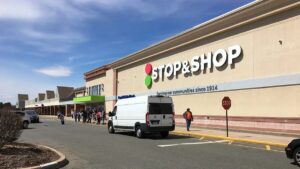 what is stop and shop company